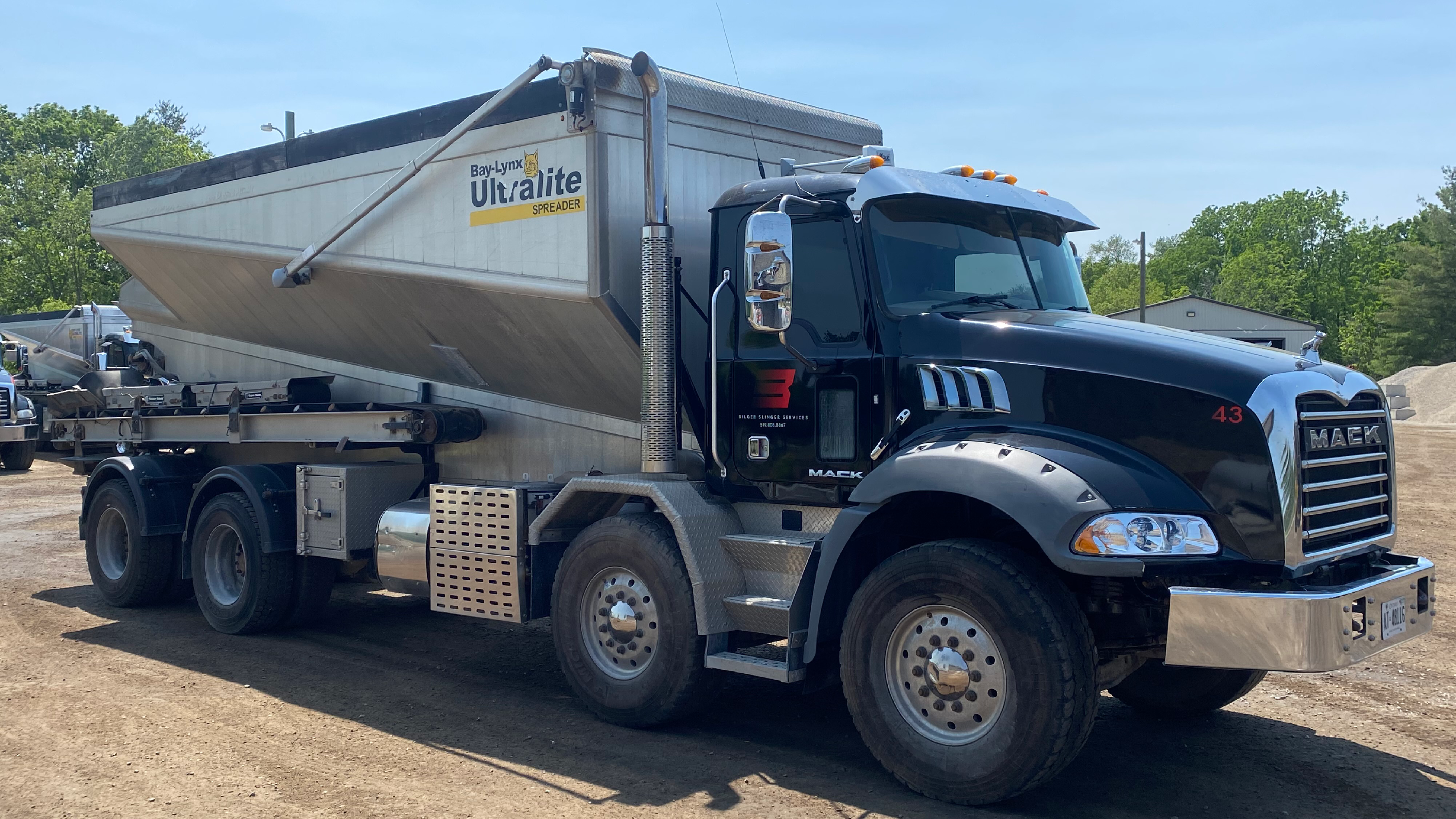 2017 Mack Stone Slinger w/ Bay-Lynx Ultralite