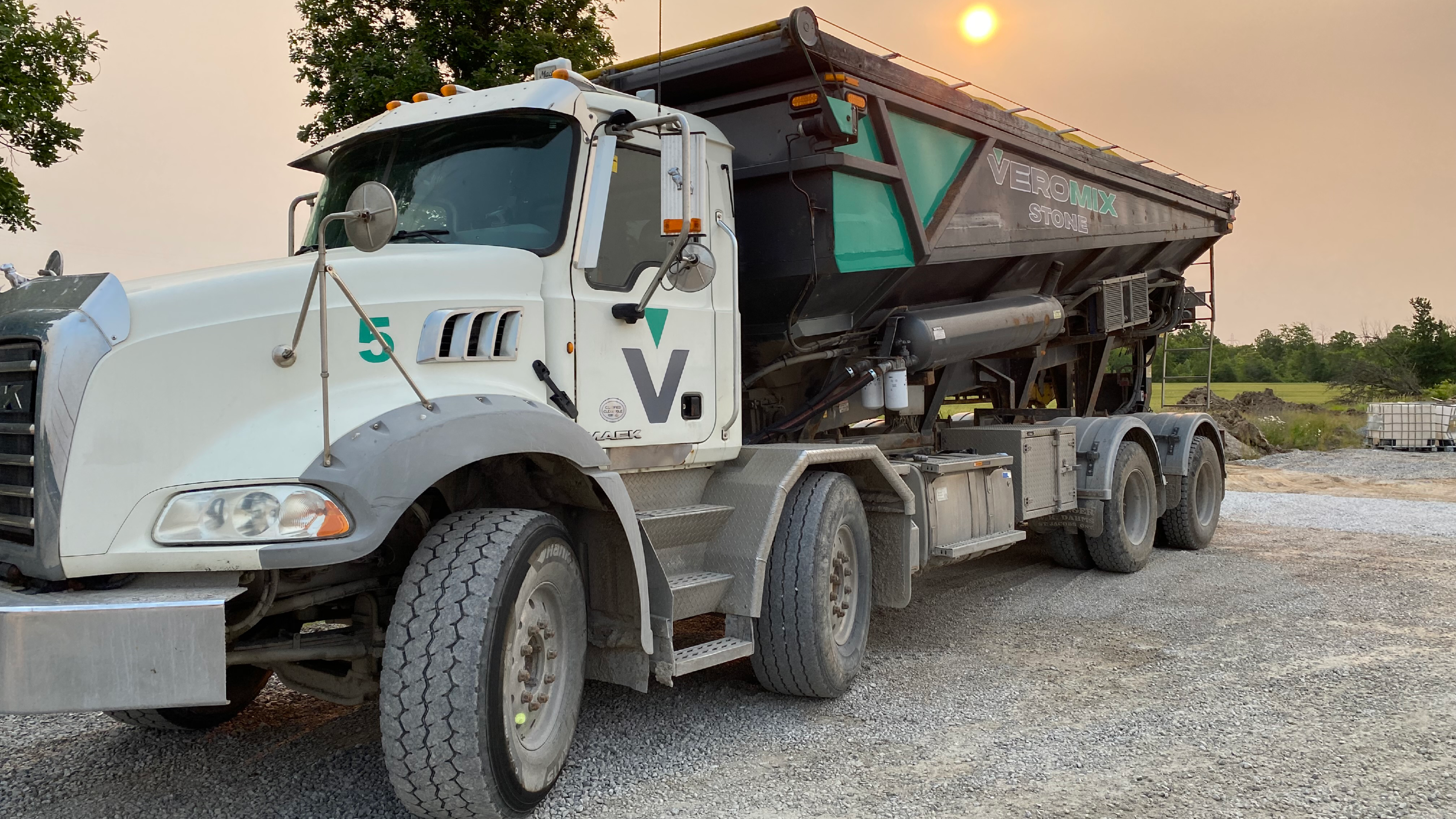 2013 Mack w/Dahms Stone Slinger