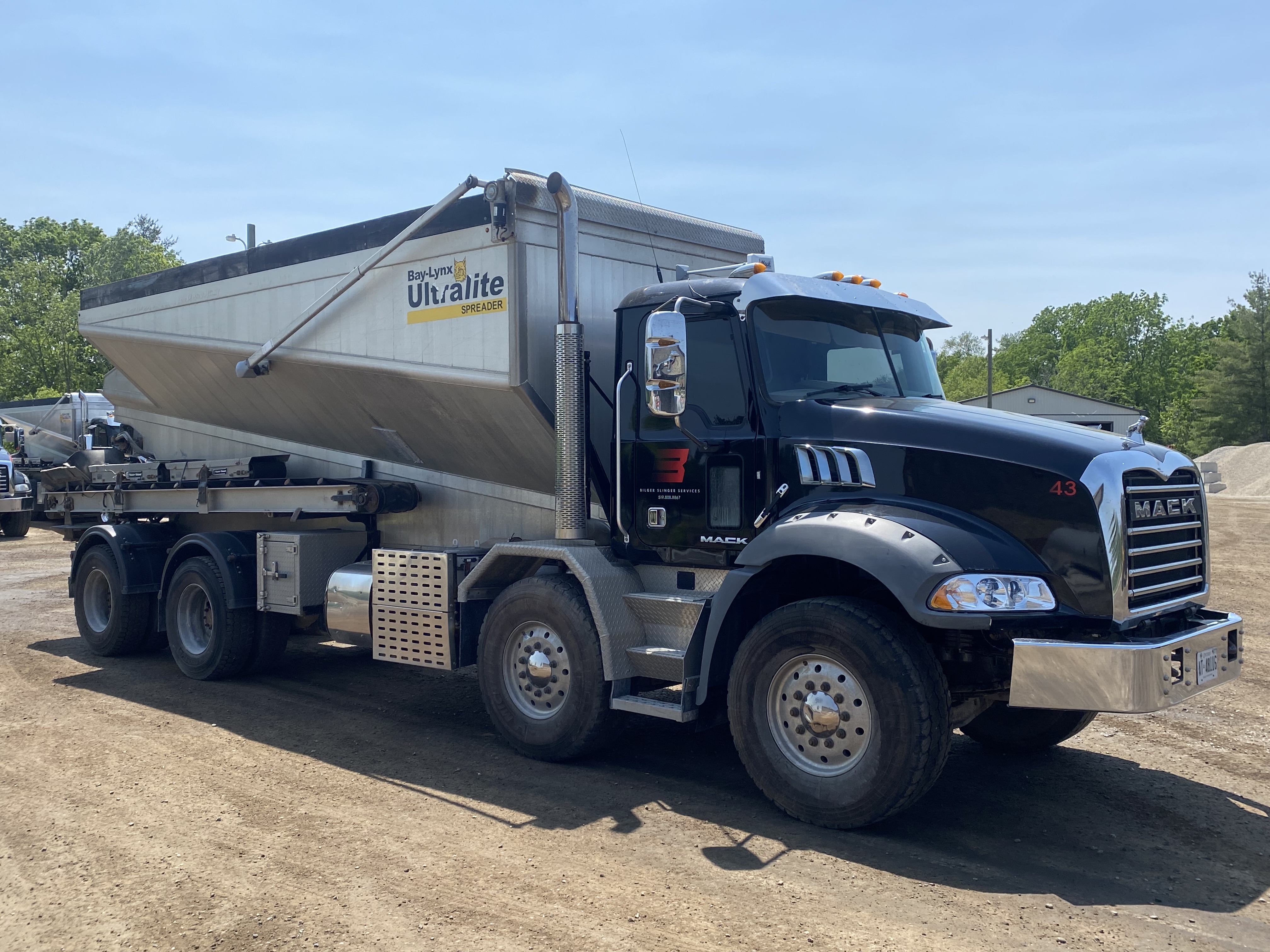 2017 Mack Stone Slinger w/ Bay-Lynx Ultralite